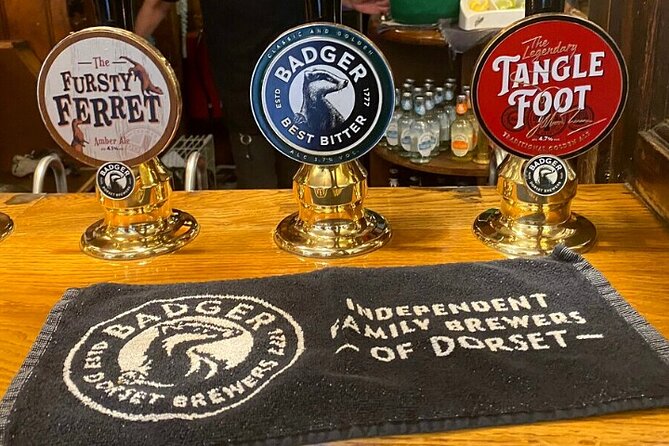 Historic Pub Walking Tour of London - Four pubs that show London at its most social