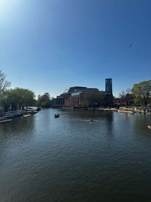 Historic Walk Around Stratford Upon Avon - Tustin’s Tours - A guide who adapts instead of rushing