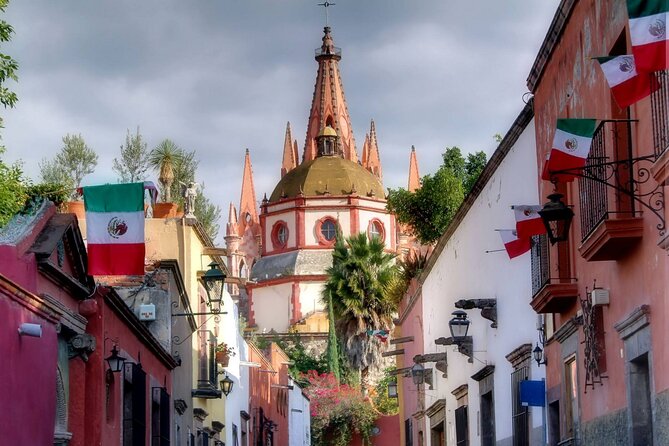Historical and Cultural Walking Tour of San Miguel de Allende - Plaza de la Soledad and the city’s missing pieces