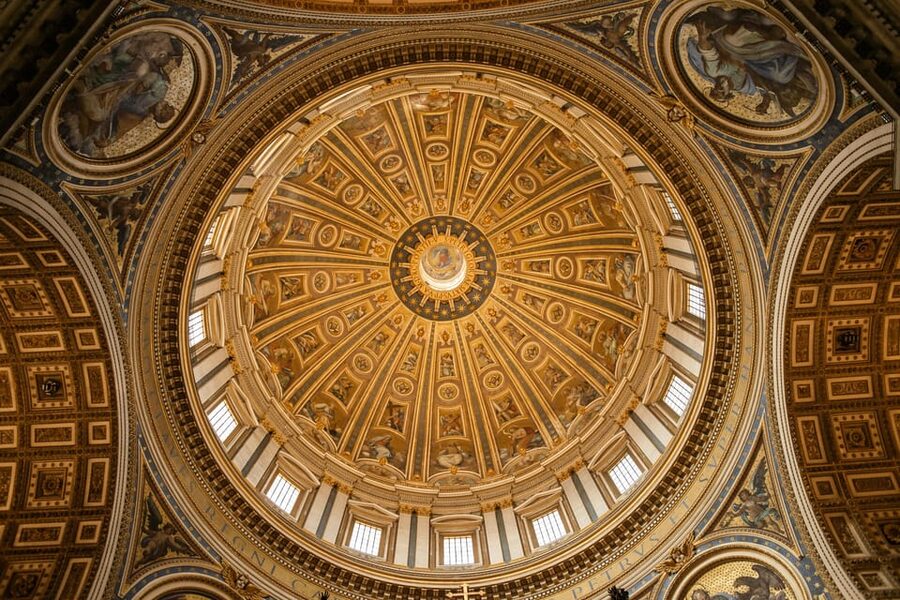 Historical and Spiritual Jorney in Papal Basilicas - Walk Via Merulana to Santa Maria Maggiore