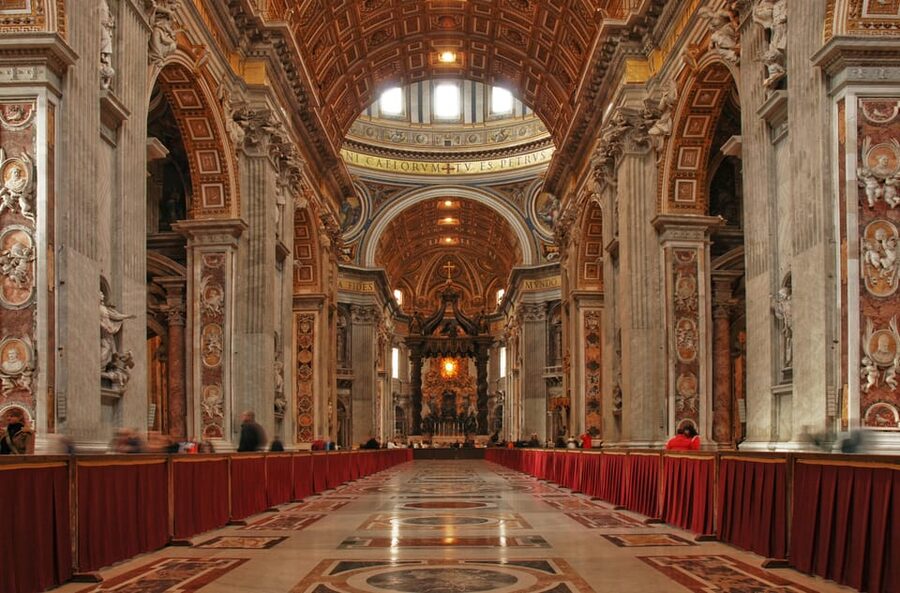 Historical and Spiritual Jorney in Papal Basilicas - St. Peter’s Square is the grand finale