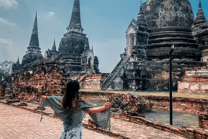 Historical City of Ayutthaya - Unesco Full Day Tour From Bangkok - Bang Pa-In Palace sets the tone