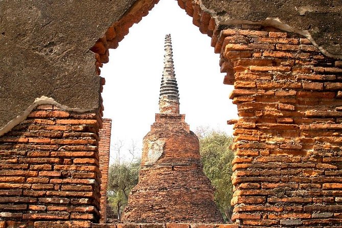 Historical City of Ayutthaya - Unesco Full Day Tour From Bangkok - Wihan Phra Mongkhon Bophit and a giant seated Buddha