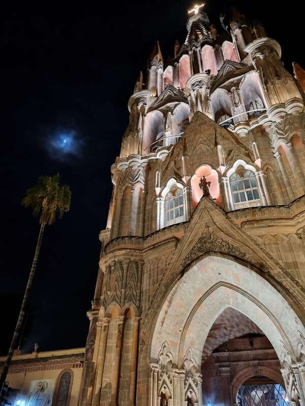 Historical & Cultural Walking Tour of San Miguel de Allende - What makes the guiding worthwhile