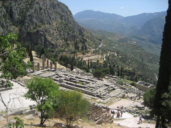 Historical Delphi One Day Tour with Arachova Stop & Expert Guide - Entering the sanctuary of Apollo at Delphi