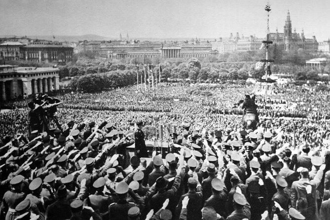 Historical Hitler Walking Tour of Vienna - The Albertinaplatz memorial