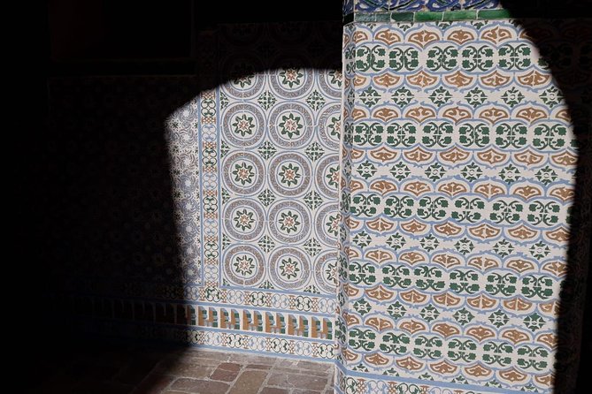 Historical Italica: Half-Day Guided Tour from Seville - The amphitheater and its underground passages