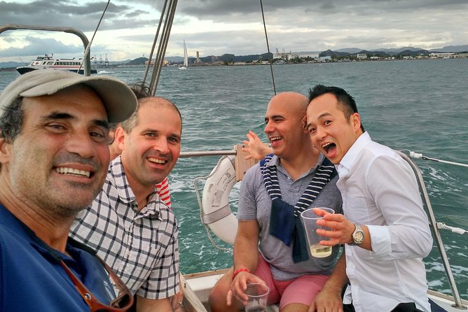 Historical San Juan Bay Sunset Sailing Tour - What the J30 boat means for your comfort