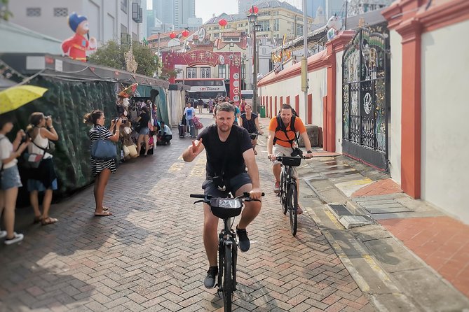 Historical Singapore Bike Tour on Full-Sized Bicycles - The Singapore River and Speakers’ Corner