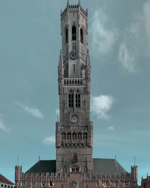 Historical walk in Bruges with local guide. Praline included - Burg Square and the city’s political center