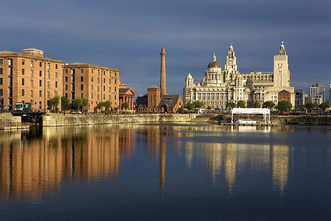 History Guided Tour of Liverpool and the Beatles - Liverpool in two hours: a useful first look
