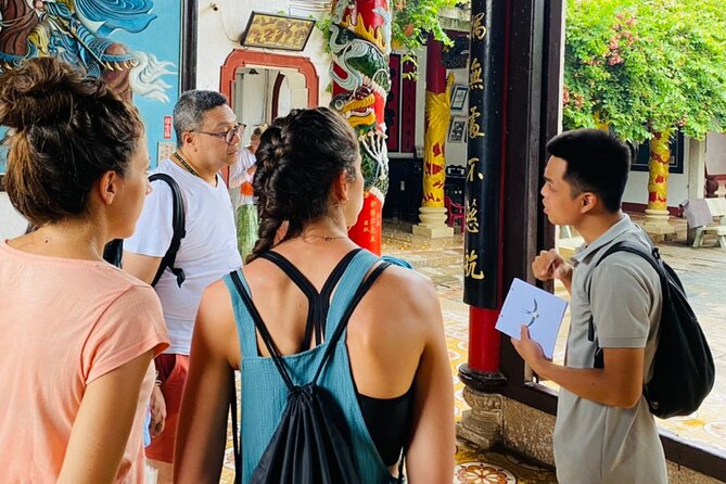 Hoi An Ancient Town Walking Tour with a Local - Quan Thang Ancient House and the merchant family story