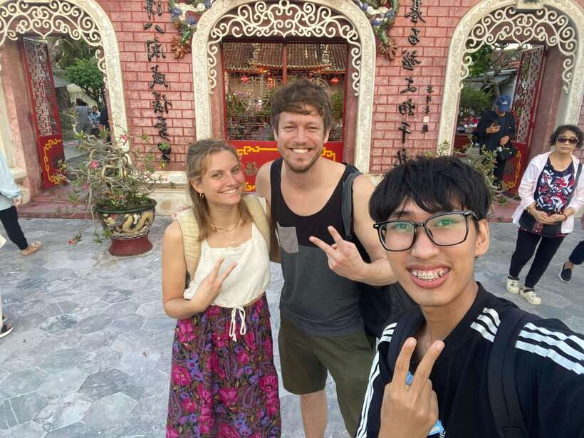 Hoi An Ancient Town - Walking Tour with Local Guide - Hoi An Market and the end of the route