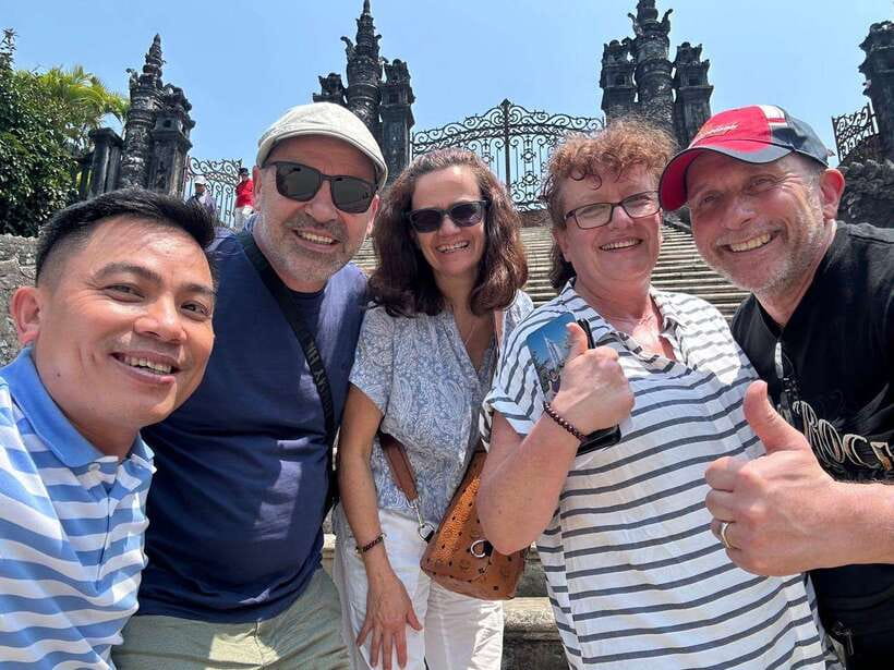Hue: 3 Best Royal Tombs Tour and Ancient Pagoda - Thien Mu Pagoda and the seven-story tower
