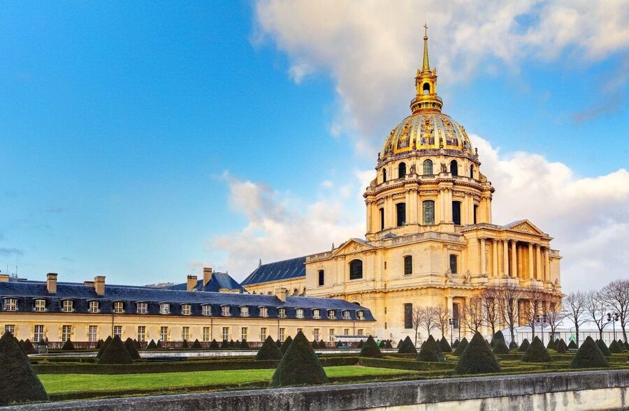 Invalides Museum - WWI & WWII - Guided Tour up to 8 guests - Walking, access, and the small details