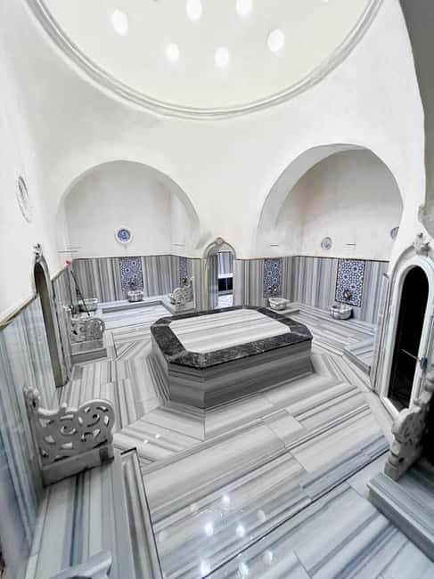 Istanbul: Historic Sifa Turkish Bath in Sultanahmet Square - Finding the bath in Sultanahmet Square