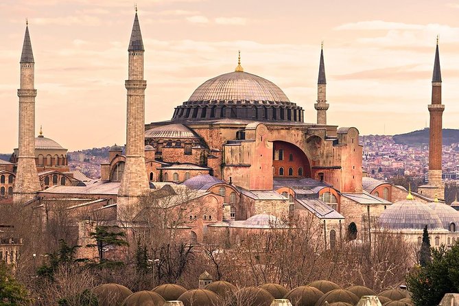 Istanbul Historical Tour with Guide, Lunch and Transfers - Topkapi Palace shows how the Ottoman court lived