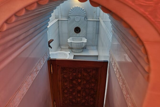 Istanbul : Historical Turkish Bath Experience in Old City - The atmosphere inside the bath