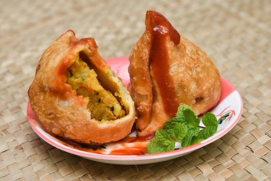 Jaipur: History Street Food Tour with Local Guide - Starting at Golcha Cinema in the Pink City