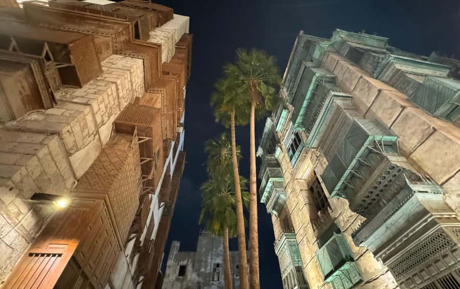 Jeddah: Al-Balad Old Town Historical City Guided Tour - Pickup from six convenient Jeddah locations