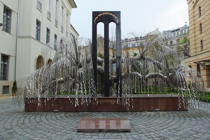 Jewish Heritage in Hungary with a Historian - Gozsdu Udvar and the changing Jewish Quarter