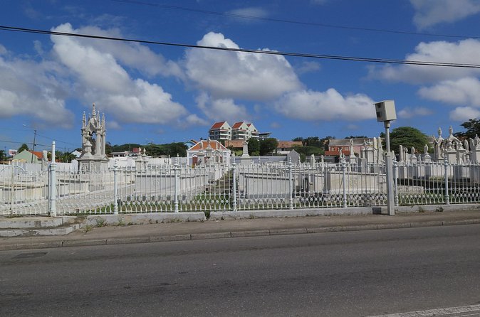 Jewish Heritage of Curacao - Cruise passengers need a careful timing check