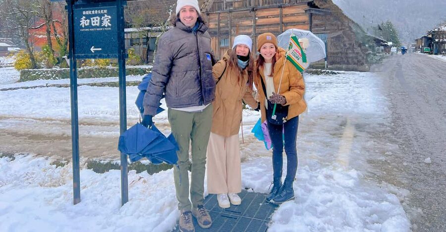Kanazawa: World Heritage Shirakawa-go Morning Guided Tour - Walking through the UNESCO village