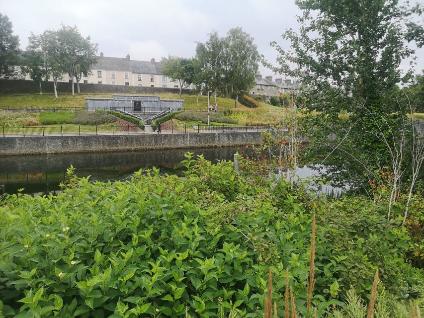 Kilkenny: Historical Highlights Walking Tour - Finishing at Kilkenny Castle