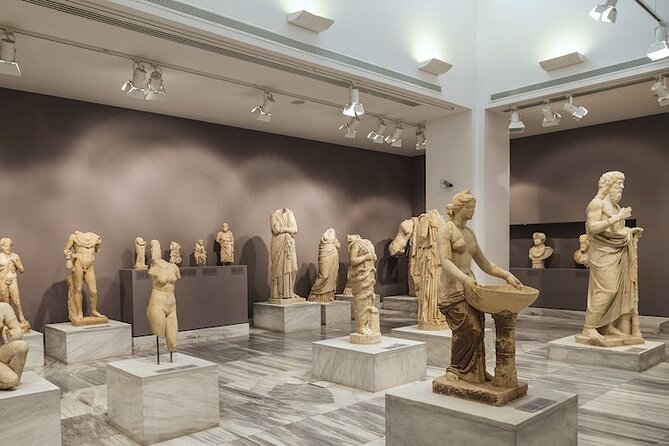 Knossos & Archaeological Museum Shared Guided Tour from Chania - The Heraklion Archaeological Museum in one focused hour