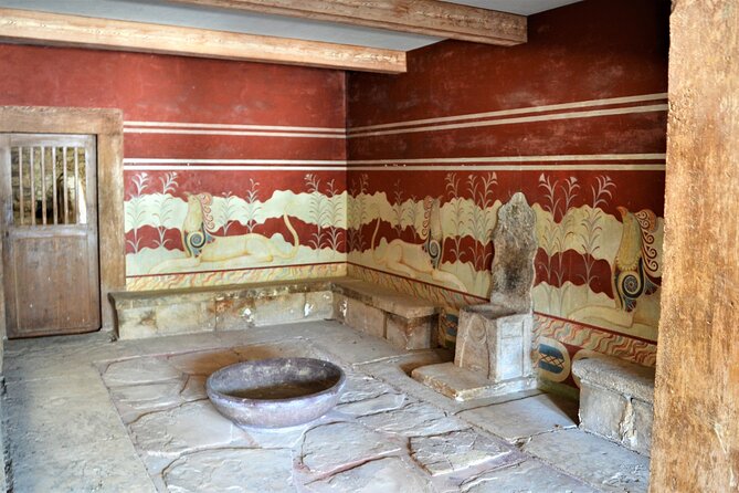 Knossos & Archaeological Museum Shared Guided Tour from Chania - Is $108.13 a fair price?