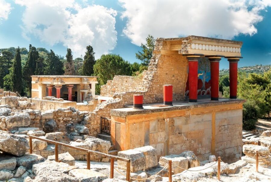 Knossos Palace, Museum & Heraklion City Tour From Chania - The coach ride from Chania
