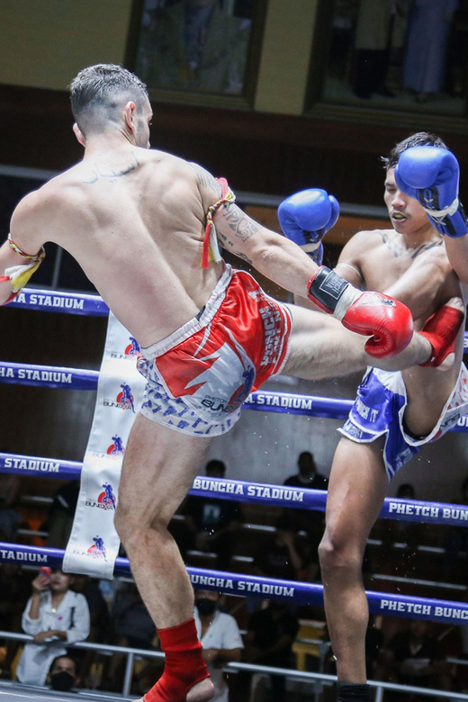 Krabi: Ao Nang Landmark Stadium Muay Thai - Ao Nang Landmark Market makes the evening easy