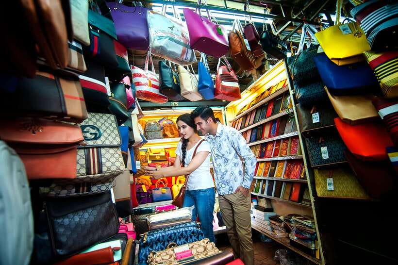 Kuala Lumpur: Batu Caves & Historic Buildings Tour - Little India and the missing Central Market question