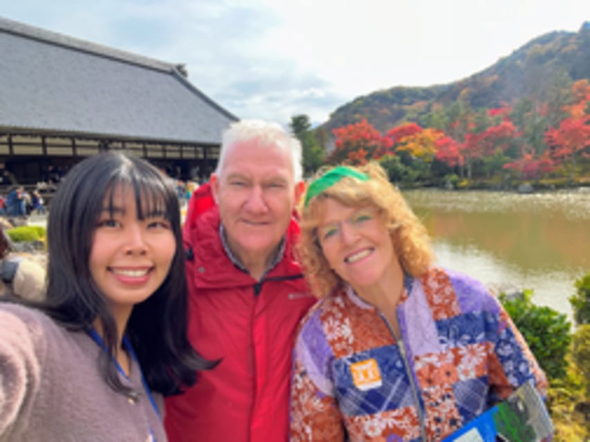 Kyoto: Fushimi Inari, Kinkakuji, Bamboo Grove 1 Day Bus Tour - Fushimi Inari and the final torii gates