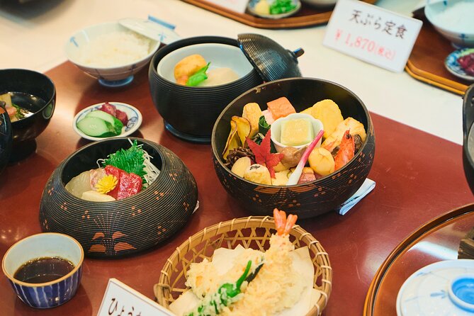 Kyoto Gion: 2-Hour Geisha Culture & History Walking Tour - Gion Shirakawa and Edo-period townhouses