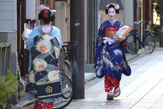 Kyoto Gion: 2-Hour Geisha Culture & History Walking Tour - Sannenzaka and Ninenzaka: famous lanes with a quick stop
