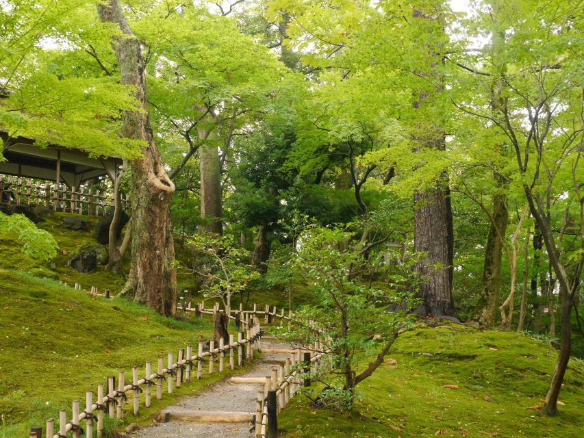 Kyoto: Historic Higashiyama Walking Tour - Gion and the route into Higashiyama