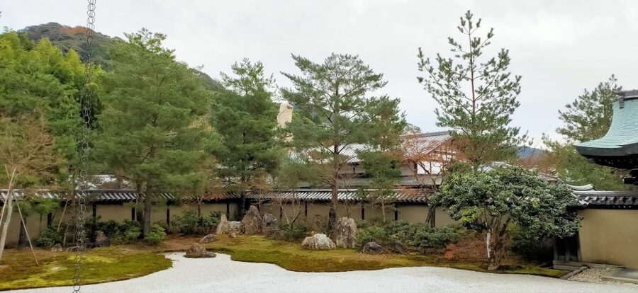 Kyoto: Historic Higashiyama Walking Tour - Kodaiji Temple and its quiet gardens