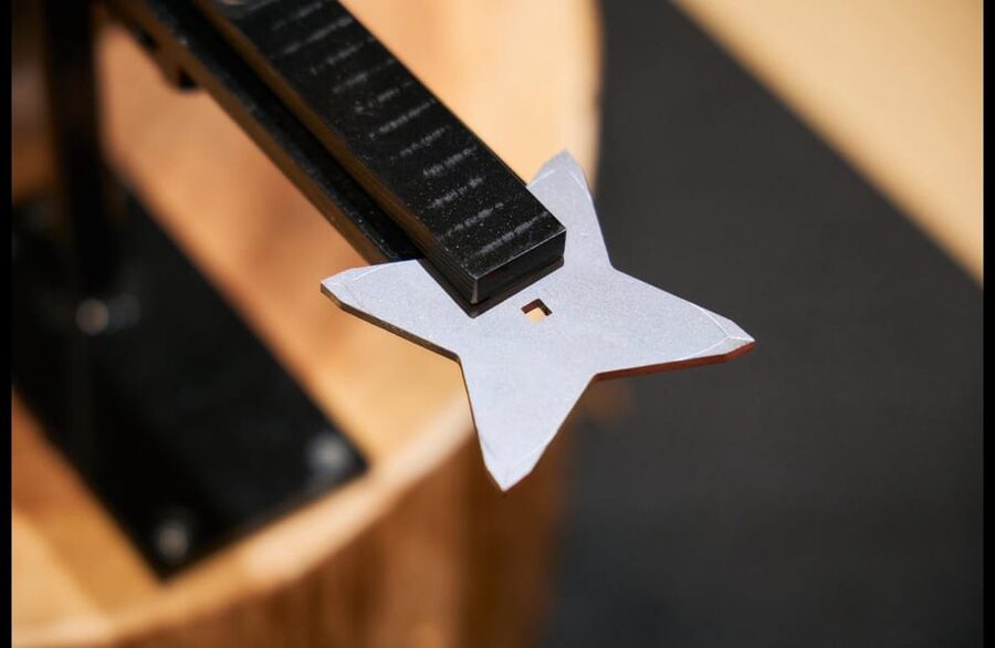 Kyoto: Ninja Weapon Forging Experience - Sanding and sharpening reveal the final shape