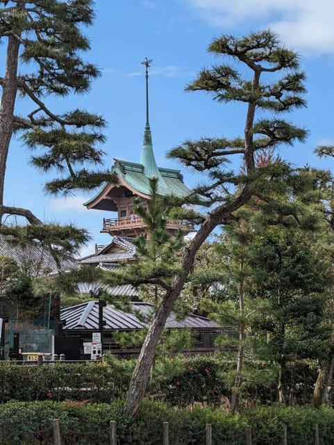 Kyoto: Private 2.5 Hour Historical Walking Tour - Nene-no-michi and the story behind Entokuin