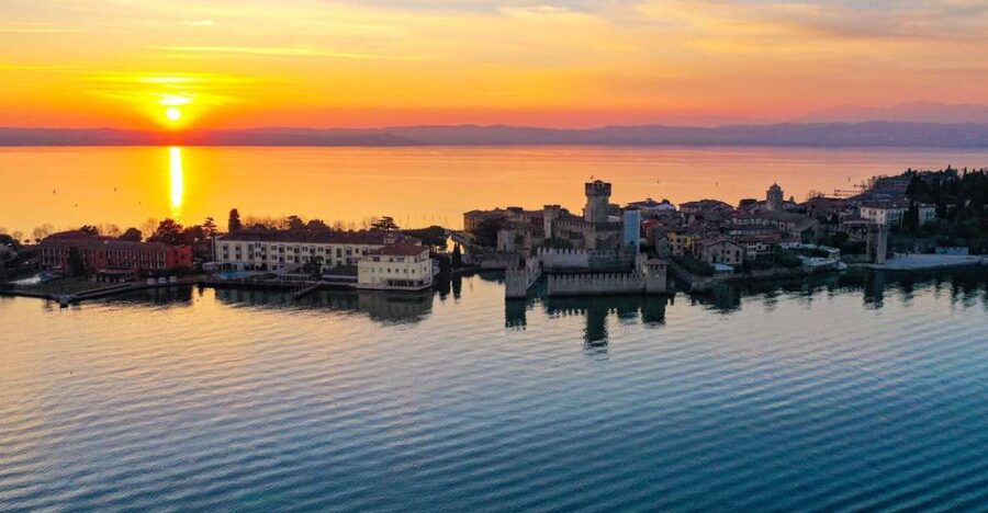 Lake Garda: Historic Castle Cruise with Wine Tasting - Meeting the boat beside Sirmione Castle