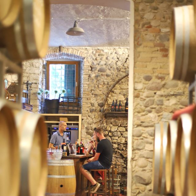 Lazise: Historical Center Wine Tasting Tour - Why the Small Group Matters