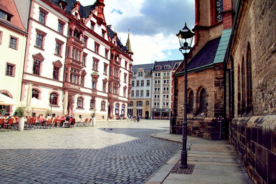 Leipzig: 1.5-Hour Historical Walking Tour in German - The university and the city’s younger energy