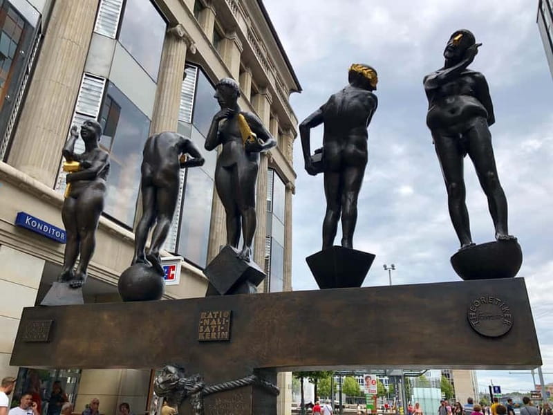 Leipzig: fresh city tour 2.0 - We bring history to life! - Augustusplatz and Leipzig’s public spaces