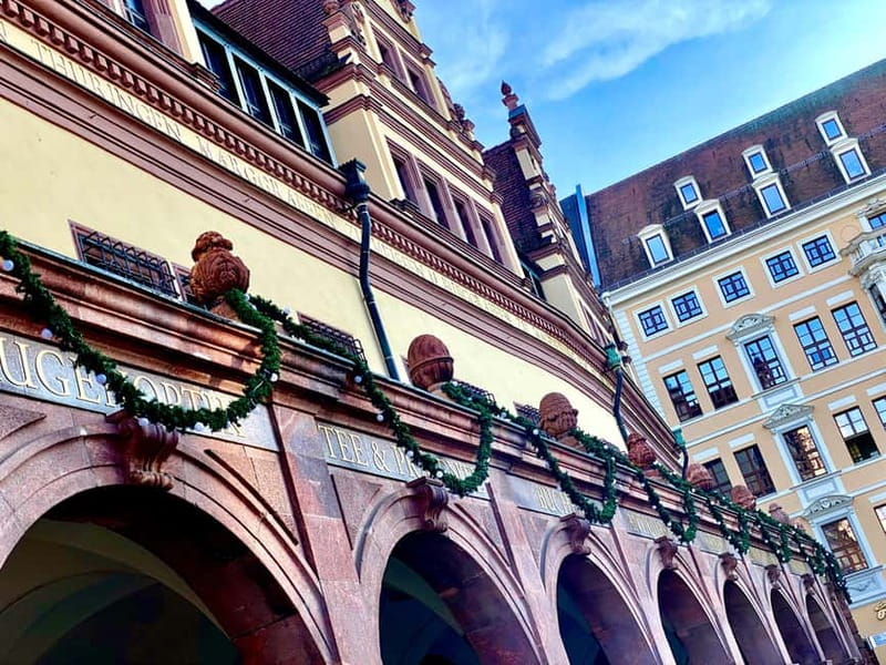 Leipzig: fresh city tour 2.0 - We bring history to life! - Historic passages and less obvious corners