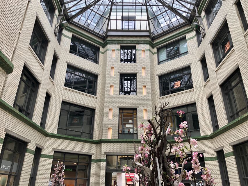 Leipzig: fresh city tour 2.0 - We bring history to life! - The guide’s tone: facts without a long lecture