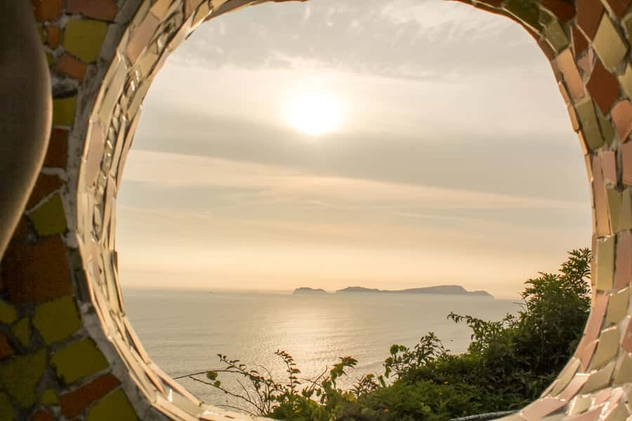 Lima: Historic Downtown, Miraflores & Catacombs Private Tour - Central Lima is the heart of the tour