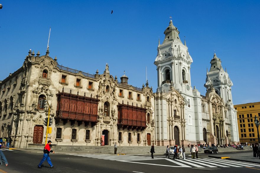 Lima: Historic Downtown, Miraflores & Catacombs Private Tour - Larcomar is a useful finishing point