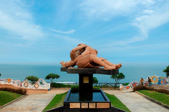 Lima's Vibrant Heritage: Exploring the City's Landmarks Half-day - The Main Square and Lima’s political center