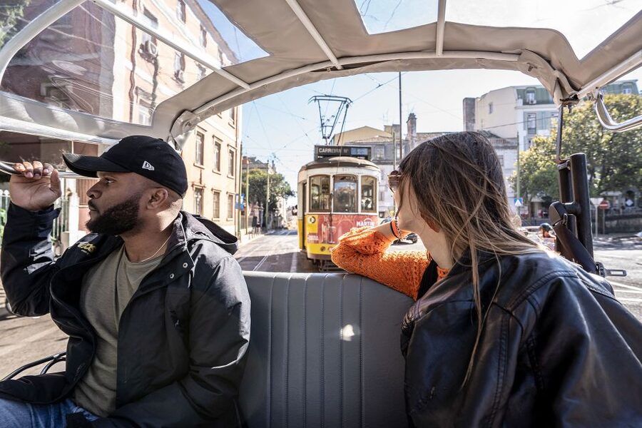 Lisbon: Guided Tuk-Tuk Tour Along the Historic Tram Line 28 - Príncipe Real, Eduardo VII Park, and Avenida da Liberdade